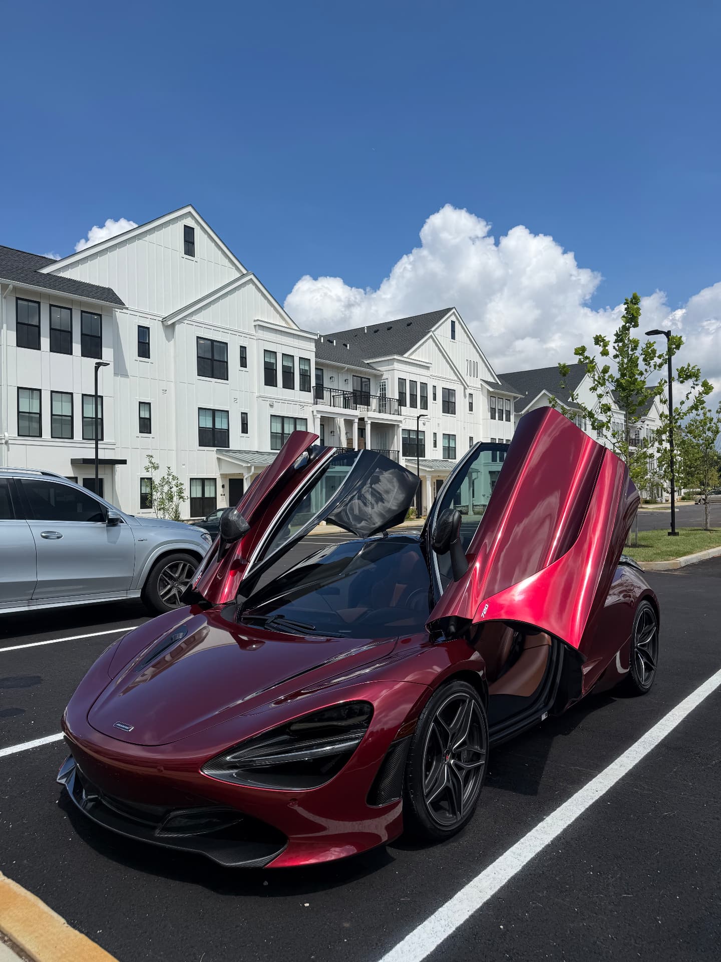 McLaren 720S — Doors Up